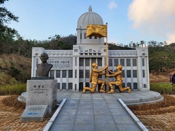 신안군, 6.25 전쟁영웅 故박정모 대령 기념공원 조성1